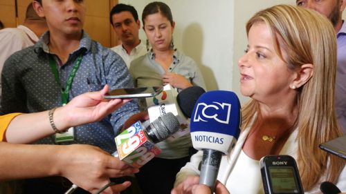 Ministra Noguera entregó títulos de propiedad en Popayán Ministra Noguera entregó títulos de propiedad en Popayán