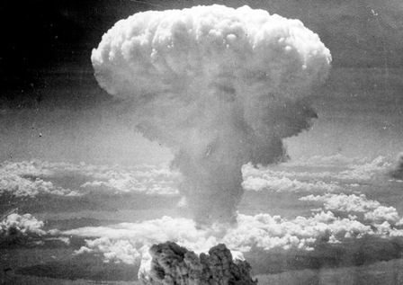 “Como arma, esta bomba sería prácticamente irresistible. No hay material o estructura que podría resistir la fuerza de la explosión “Como arma, esta bomba sería prácticamente irresistible. No hay material o estructura que podría resistir la fuerza de la explosión