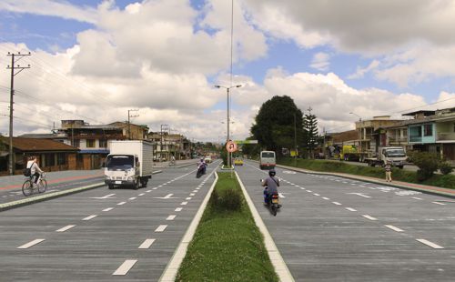 LA CALLE 5, LA ESMERALDA