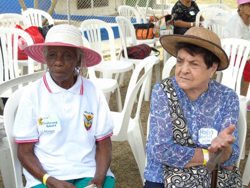 Recreación para los adultos mayores de Villa Rica