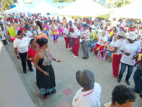 Recreación para los adultos mayores de Villa Rica