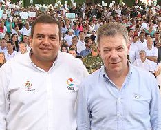 El gobernador Campo Hurtado y el presidente Santos.