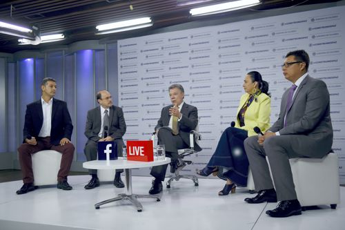 La paz es irreversible y tenemos que construirla entre todos