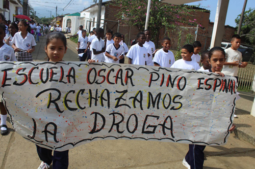 No a la droga dicen jóvenes caloteños No a la droga dicen jóvenes caloteños