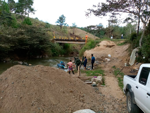 Operativo contra minería ilegal en río Sucio, El Tambo Operativo contra minería ilegal en río Sucio, El Tambo