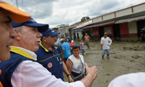 Presidente lidera acción de emergencia por avalancha Presidente lidera acción de emergencia por avalancha