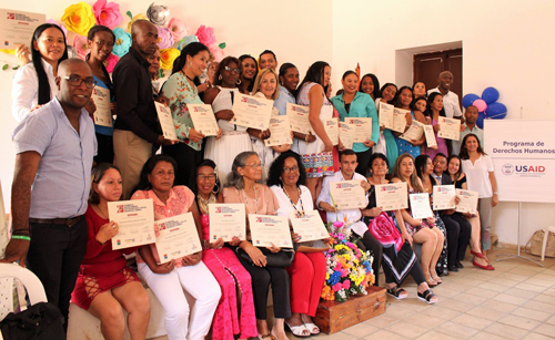 Se fortalecen las capacidades de las mujeres caloteñas Se fortalecen las capacidades de las mujeres caloteñas