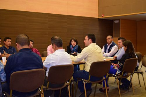 Comunidades de La Vega y CEO logran acuerdos