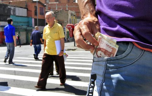 EMPLEO, SUBEMPLEO Y DESEMPLEO