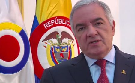 LA ABEJITA MAYA Y LOS CONTRATISTAS