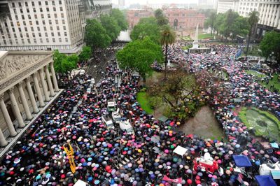 Crisis política y desprestigio del Estado