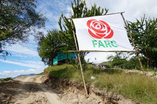 corregimiento El Estrecho, vereda La Barca, sobre el valle del río Patía Digan que queremos ser unos civiles honestos, Jaimito