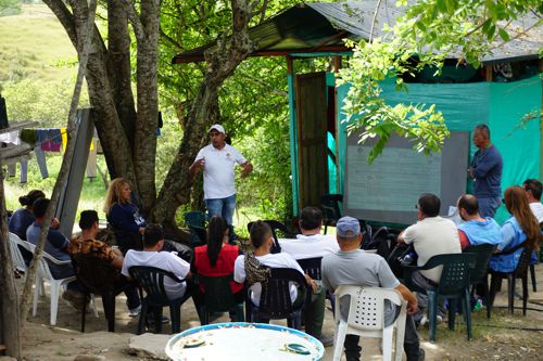 Corregimiento El Estrecho – Municipio El Bordo-Patía Digan que queremos ser unos civiles honestos, Jaimito