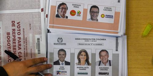 EMPADRONADOS IDEOLÓGICAMENTE
