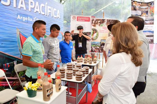 Exitosa semana para artesanos y empresarios del turismo
