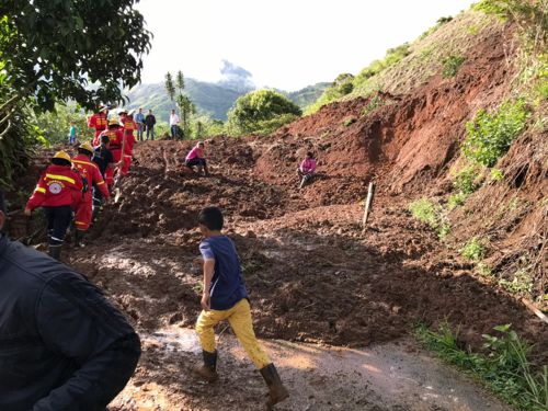 Una mujer murió por deslizamiento de tierra en Corinto