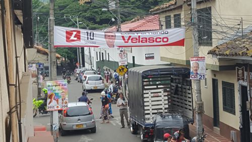 LOS DE ARRIBA Y LOS DE ABAJO