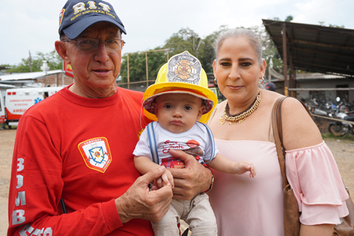 Niños de Quilichao fueron bomberitos por un día Niños de Quilichao fueron bomberitos por un día