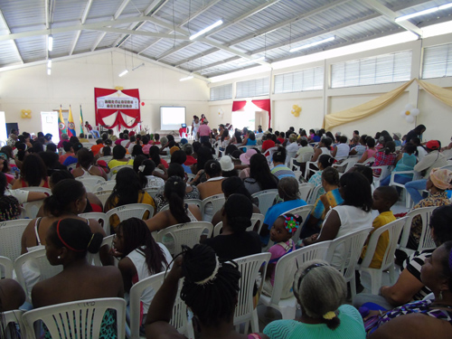 CON ACTOS ALUSIVOS AL ACONTECIMIENTO LAS MUJERES DE VILLA RICA CONMEMORARON SU DÍA