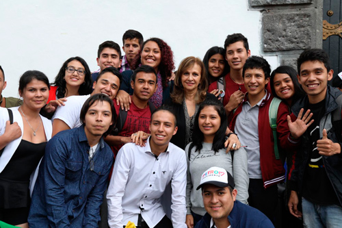 Ángela María Robledo – Fórmula vicepresidencial de Gustavo Petro Ángela María Robledo – Fórmula vicepresidencial de Gustavo Petro
