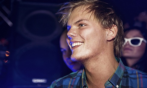 Recordando a Avicii, al Dubstep y a Hooters