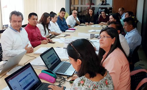 gestión de residuos sólidos y alcantarillados