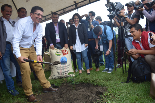 Gerardo Montenegro Paz, director ejecutivo del Comité de Cafeteros del Cauca Gerardo Montenegro Paz, director ejecutivo del Comité de Cafeteros del Cauca