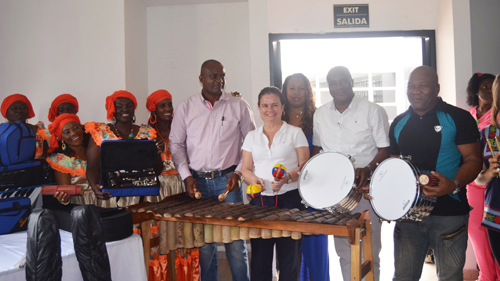 Instrumentos musicales y vestuarios para el fortalecimiento de la cultura Instrumentos musicales y vestuarios para el fortalecimiento de la cultura