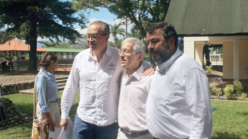 Alcaldes también son responsables, Procurador