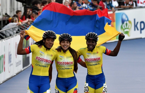10 MEDALLAS DE ORO, 7 DE PLATA Y 5 DE BRONCE GANARON EN EL MUNDIAL DE HOLANDA LOS PATINADORES