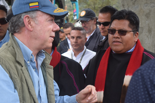 "No puedo permitir que al pueblo misak lo desplacen a la fuerza", dijo el presidente Santos "No puedo permitir que al pueblo misak lo desplacen a la fuerza", dijo el presidente Santos