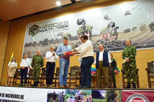 Presidente de la República certifica a Popayán y Florencia libres de minas