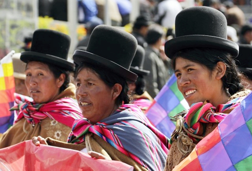 MUJERES… AH…, LA MUJER