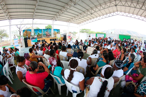 Juntanza de Mujeres por una vida libre de violencia en el Sur del Cauca Juntanza de Mujeres por una vida libre de violencia en el Sur del Cauca