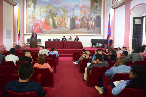 Diplomado gratuito en periodismo digital y nuevas narrativas Diplomado gratuito en periodismo digital y nuevas narrativas