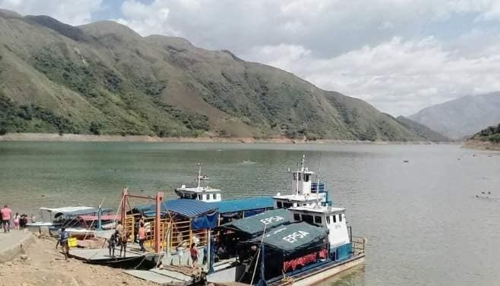 Tras retención de operarios y amenazas, suspenden transporte fluvial en La Salvajina