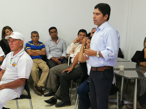 Licorera se enlaza con el sector productivo del Cauca