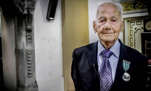 Generaciones, tiempos y libros.