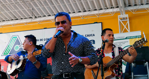 Luisito Muñoz Luisito Muñoz