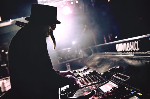Claptone, misas, subastas e intuición