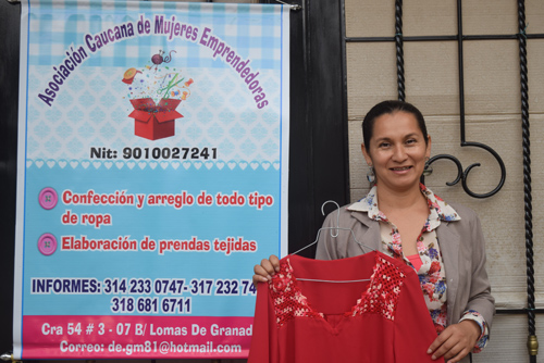 Darly Gurrute Muñoz es una líder innata que busca proteger los derechos de las mujeres a través de un emprendimiento textil denominado Asociación Caucana de Mujeres Emprendedoras. Darly Gurrute Muñoz es una líder innata que busca proteger los derechos de las mujeres a través de un emprendimiento textil denominado Asociación Caucana de Mujeres Emprendedoras.