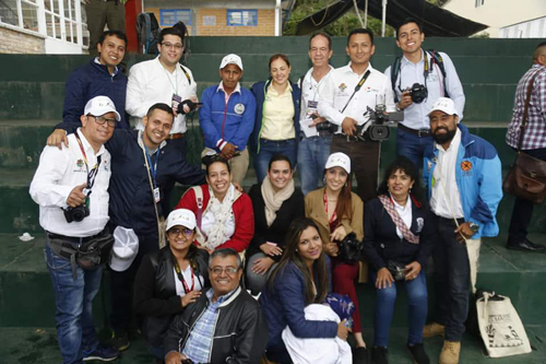 Periodistas de diferentes medios de comunicación cubrieron el evento Periodistas de diferentes medios de comunicación cubrieron el evento