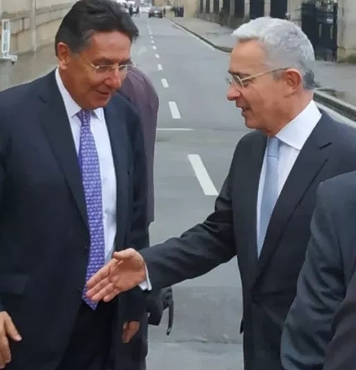 El debate por Odebrecht terminó en que Petro recibió un préstamo hace 14 años