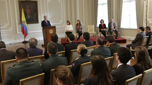 omisión especial para proteger defensores de d.d.h.h. y periodistas