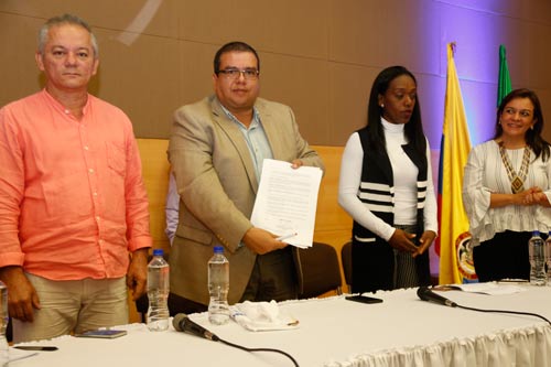 Instalada mesa de orientación sexual e identidad de género diversa