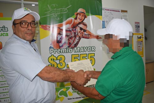 Maribel: La lotera con el toque de la suerte Maribel: La lotera con el toque de la suerte