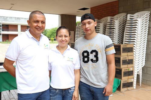 CodelCauca entrega mobiliarios a Instituciones Educativas CodelCauca entrega mobiliarios a Instituciones Educativas