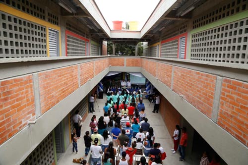  Institución Educativa Pública INCODELCA
