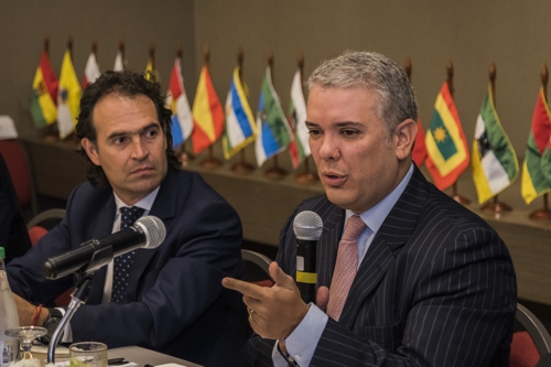 Develando atentados