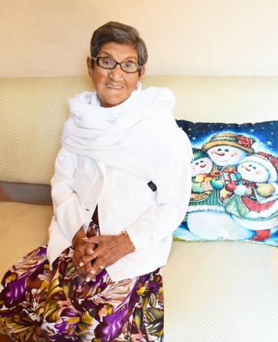 A doña Anita le celebraron 106 años